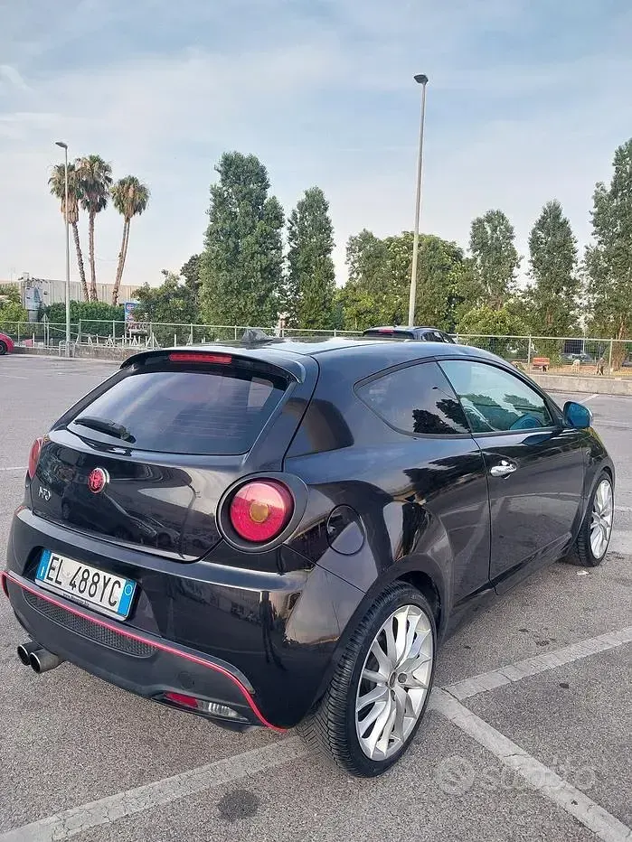 Usata Alfa Romeo MiTo 95 CV (69 kW) 2012 Nero Utilitaria