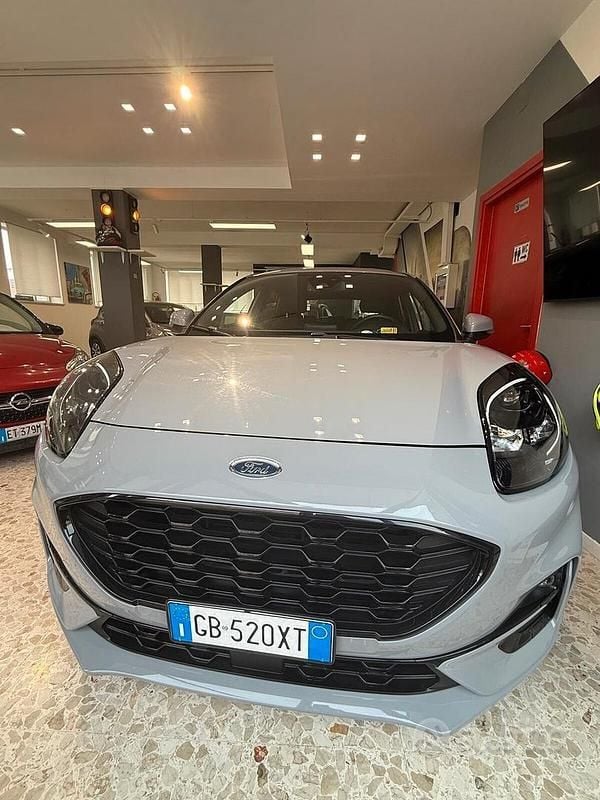 Usata Ford Puma ST-Line 120 CV (88 kW) 2021 Grigio SUV