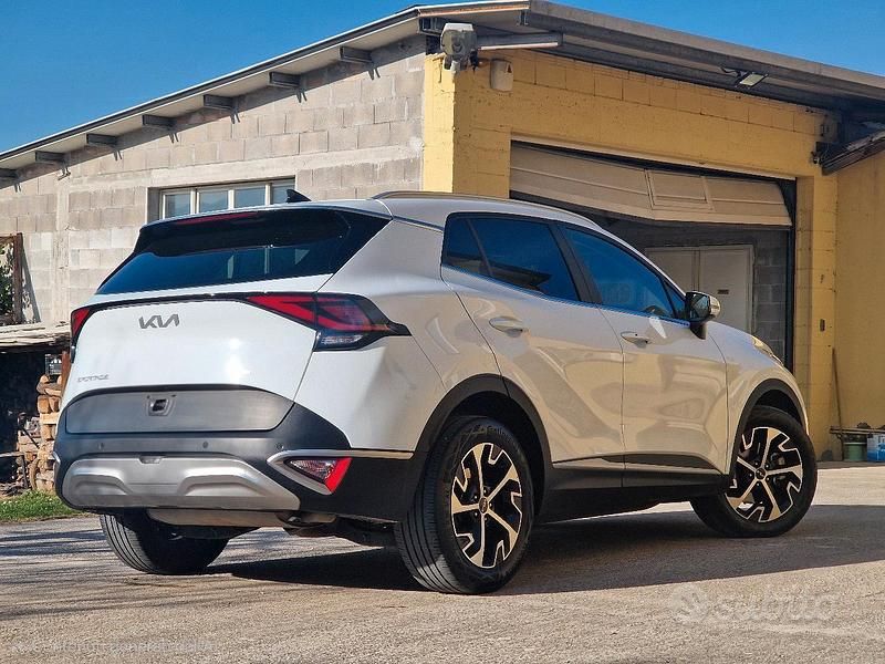 Usata Kia Sportage 136 CV (100 kW) 2023 Bianco SUV