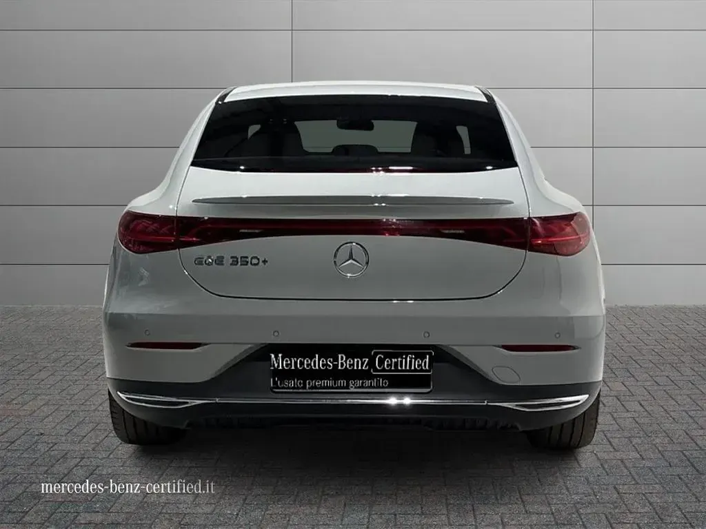 Usata Mercedes EQE350 Premium 214 kW (292 CV) 2024 Grigio alpi standard Berlina