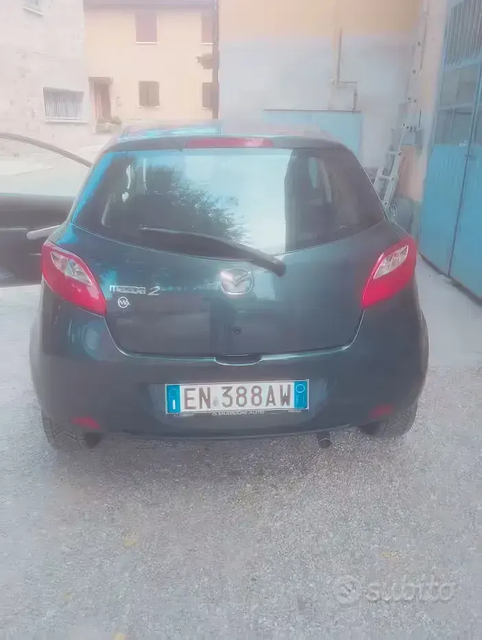 Usata Mazda 2 75 CV (55 kW) 2012 Utilitaria