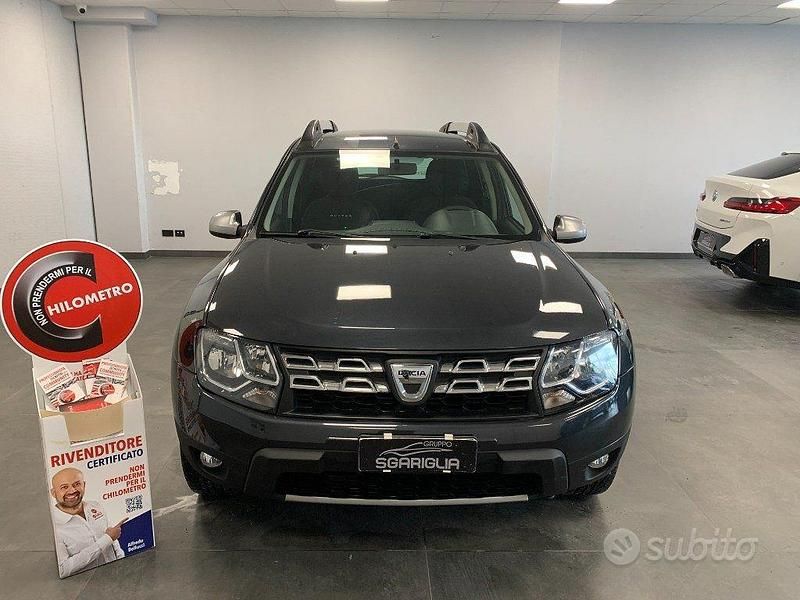Usata Dacia Duster Prestige 110 CV (80 kW) 2015 Grigio SUV
