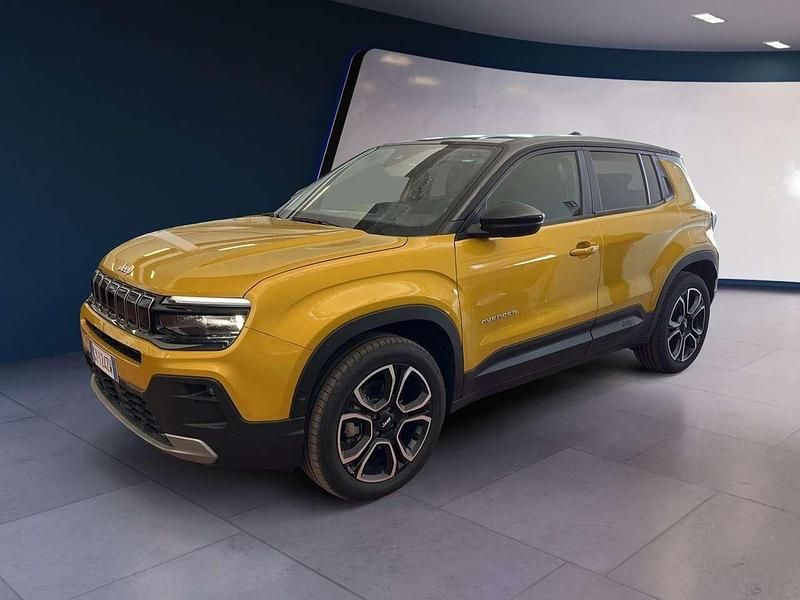 Nuova Jeep Avenger Summit 110 CV (80 kW) 2025 Giallo SUV