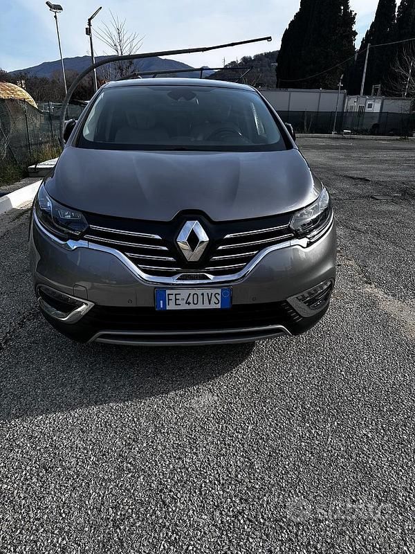 Usata Renault Espace 160 CV (117 kW) 2016 Grigio Monovolume