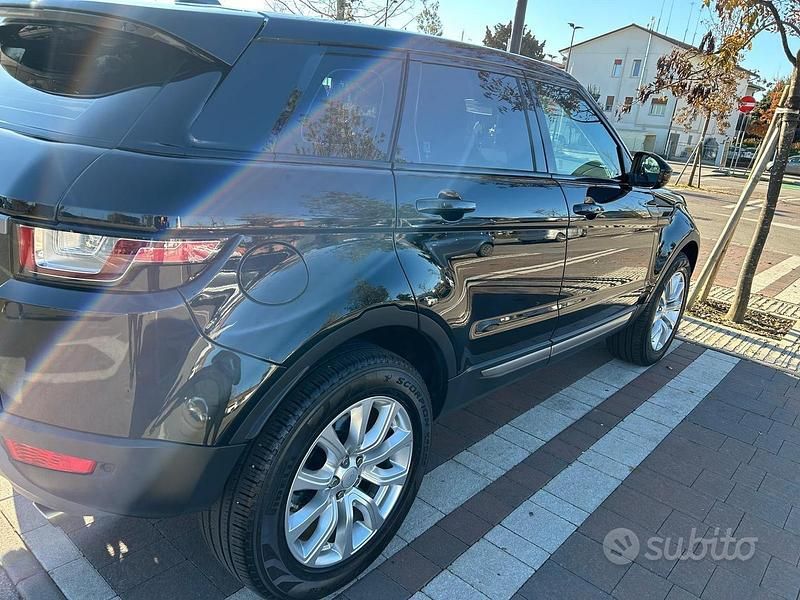 Usata Land Rover Range Rover evoque 2017 Nero Furgone