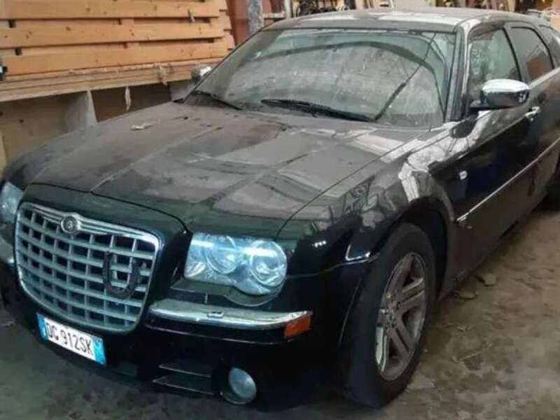 Usata Chrysler 300C Touring 218 CV (160 kW) 2007 Nero Station wagon