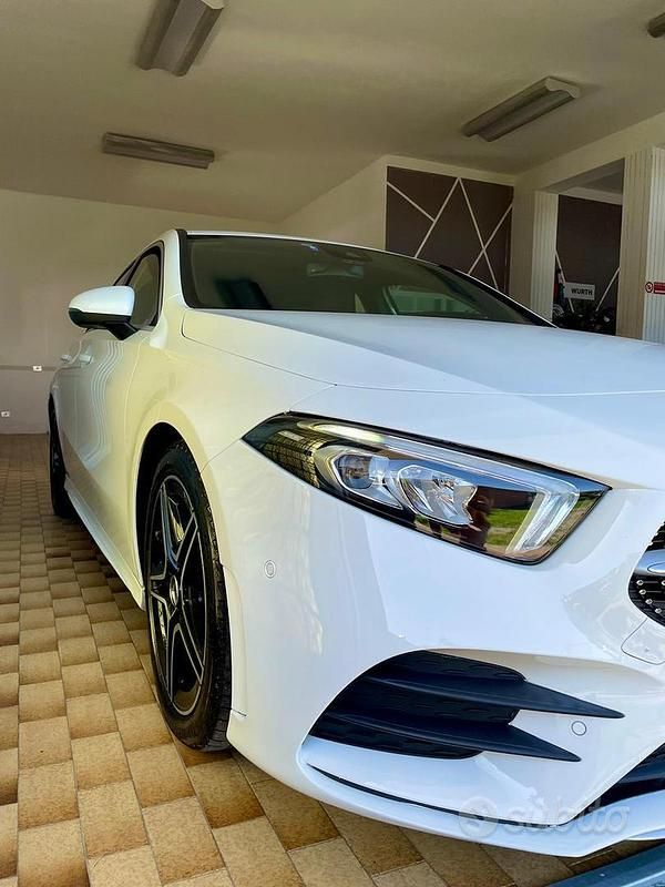 Usata Mercedes A180 AMG line 2019
