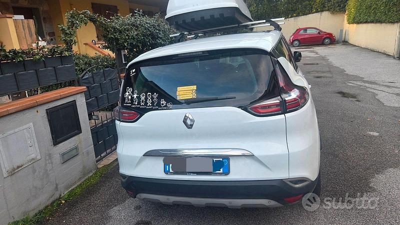 Usata Renault Espace Initiale Paris 160 CV (117 kW) 2016 Bianco Monovolume
