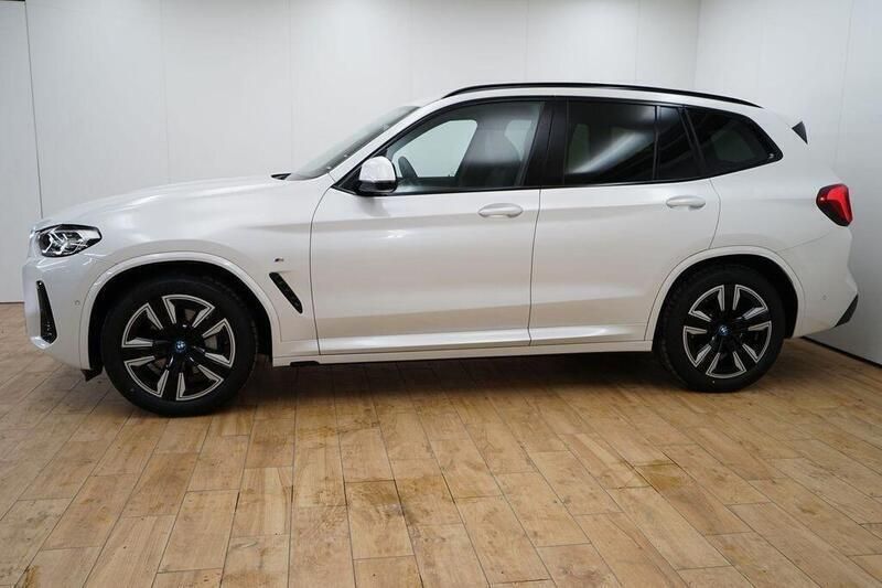 Nero Usata 2022 BMW iX3 M Sport SUV | 53.700 € - Immagine 1/4