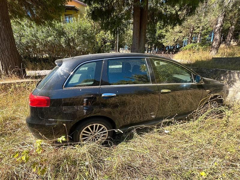 Nero Usata 2009 Fiat Croma Station wagon | 800 € (Super prezzo) - Immagine 1/4