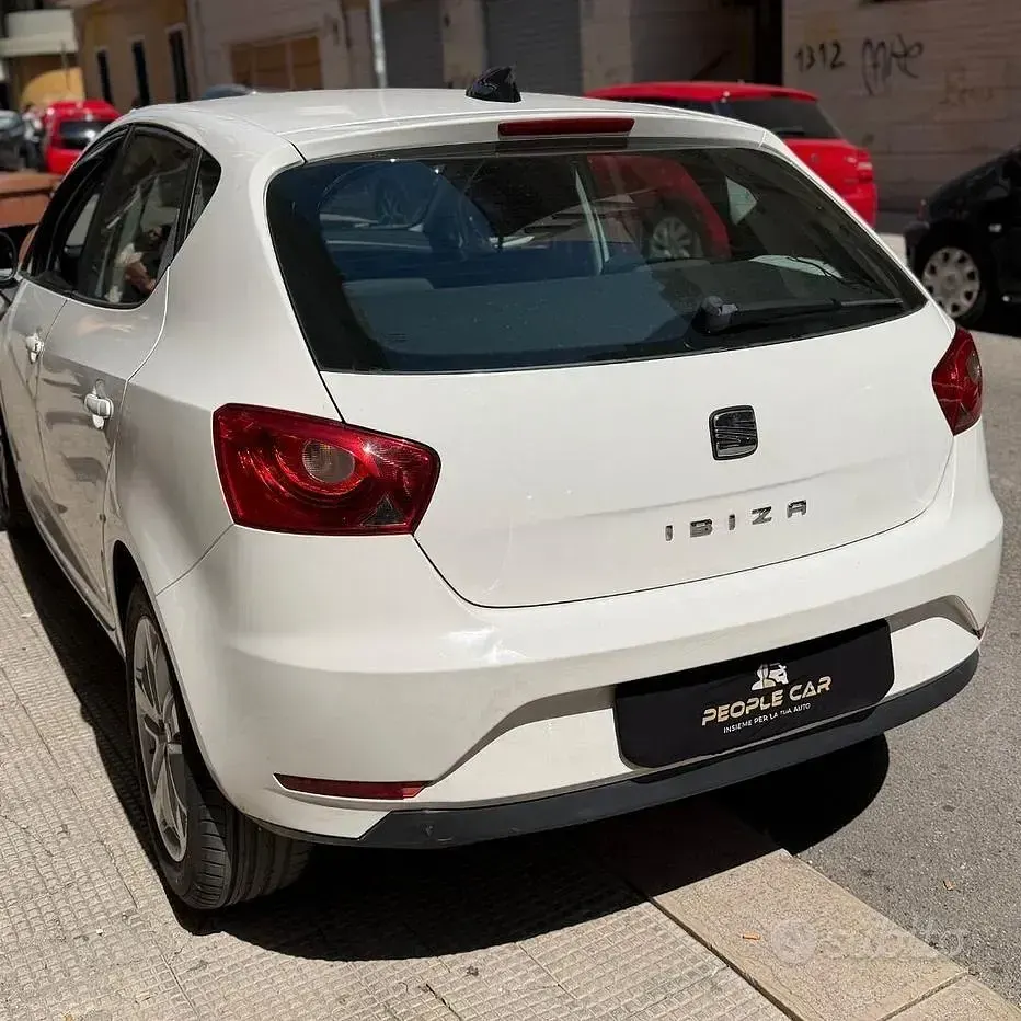 Usata Seat Ibiza Style 75 CV (55 kW) 2013 Bianco Berlina