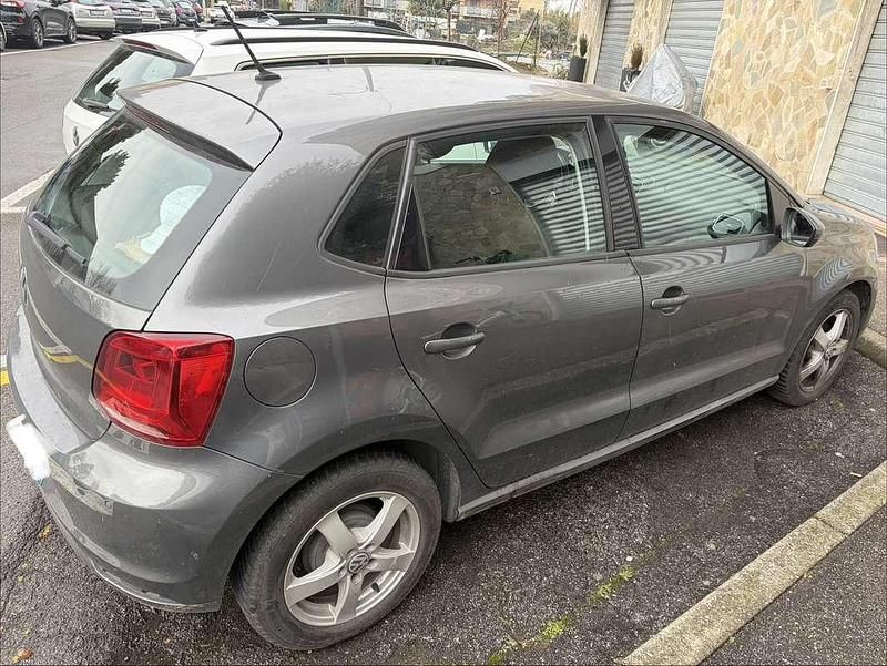 Usata VW Polo Comfortline 75 CV (55 kW) 2017 Grigio Berlina
