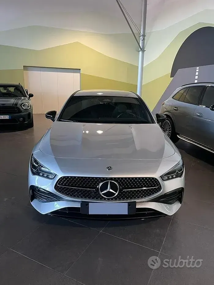 Usata Mercedes CLA180 AMG line 116 CV (85 kW) 2024 Grigio Berlina
