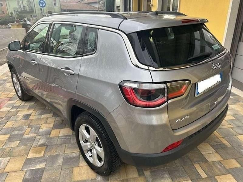 Usata Jeep Compass Limited 140 CV (102 kW) 2017 Argento SUV