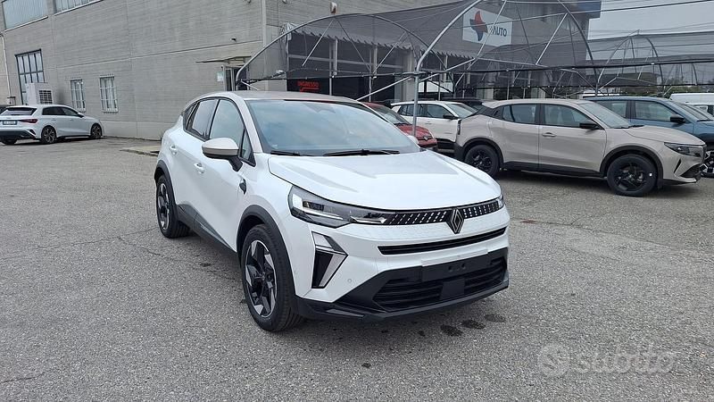 Bianco Nuova 2025 Renault Captur Techno SUV | 23.750 € (Buon prezzo) - Immagine 1/4