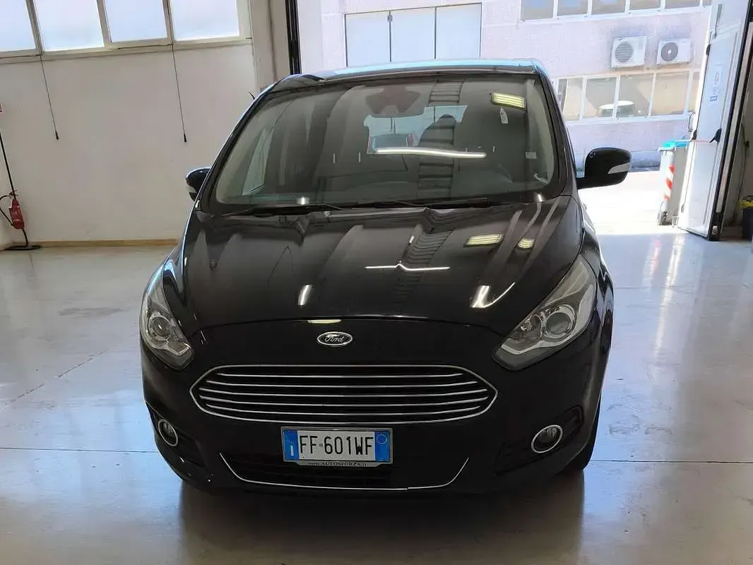 Usata Ford S-MAX Business Edition 150 CV (110 kW) 2016 Nero Monovolume