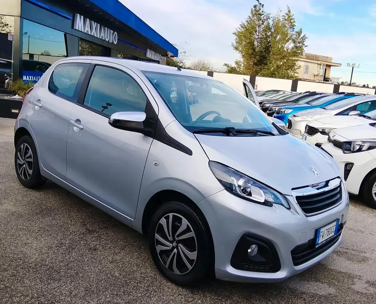 Usata Peugeot 108 72 CV (52 kW) 2019 Argento Berlina
