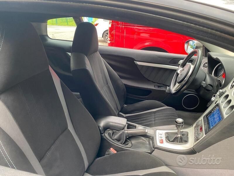 Usata Alfa Romeo Brera 185 CV (136 kW) 2006 Grigio Coupé