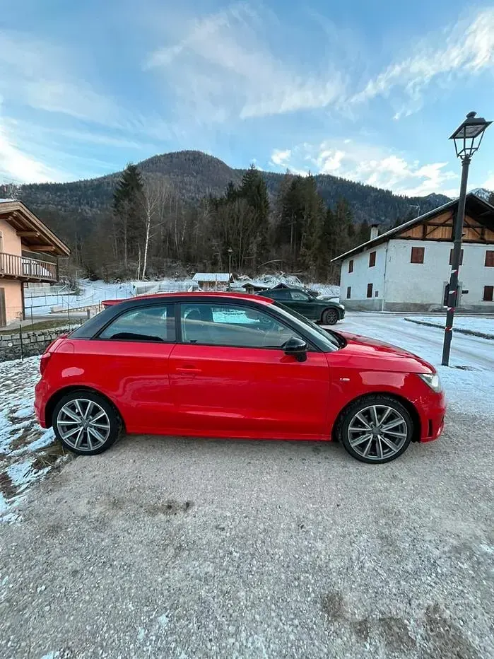 Usata Audi A1 S-Line 86 CV (63 kW) 2015 Rosso Utilitaria