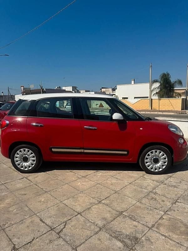 Usata Fiat 500L Lounge 120 CV (88 kW) 2016 Rosso Monovolume