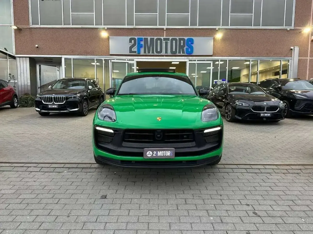 Usata Porsche Macan 441 CV (324 kW) 2022 Python green SUV