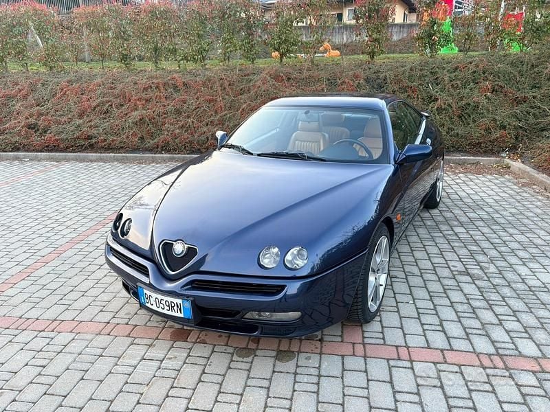 Usata Alfa Romeo GTV 220 CV (161 kW) 1999 Coupé