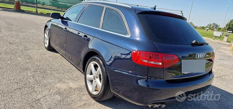 Usata Audi A4 143 CV (105 kW) 2014 Blu Station wagon
