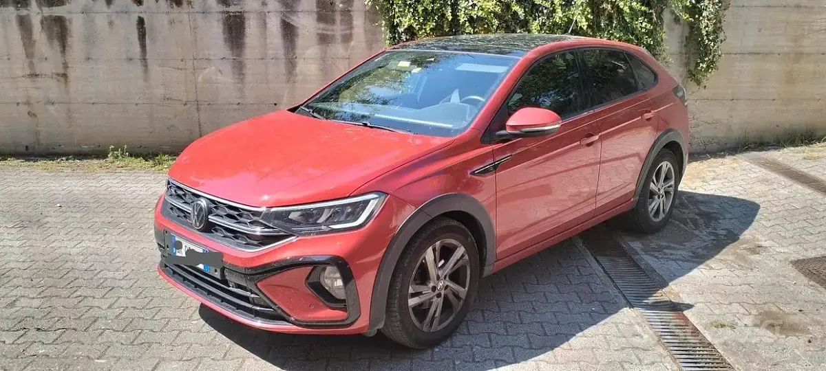 Usata VW Taigo 110 CV (80 kW) 2023 Rosso SUV