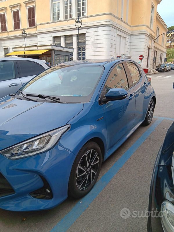 Usata Toyota Yaris Hybrid 2020 Blu Utilitaria