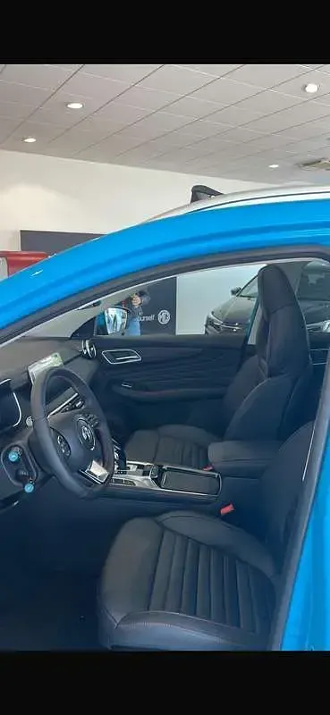 Usata MG HS Luxury 162 CV (119 kW) 2024 Blu/azzurro SUV