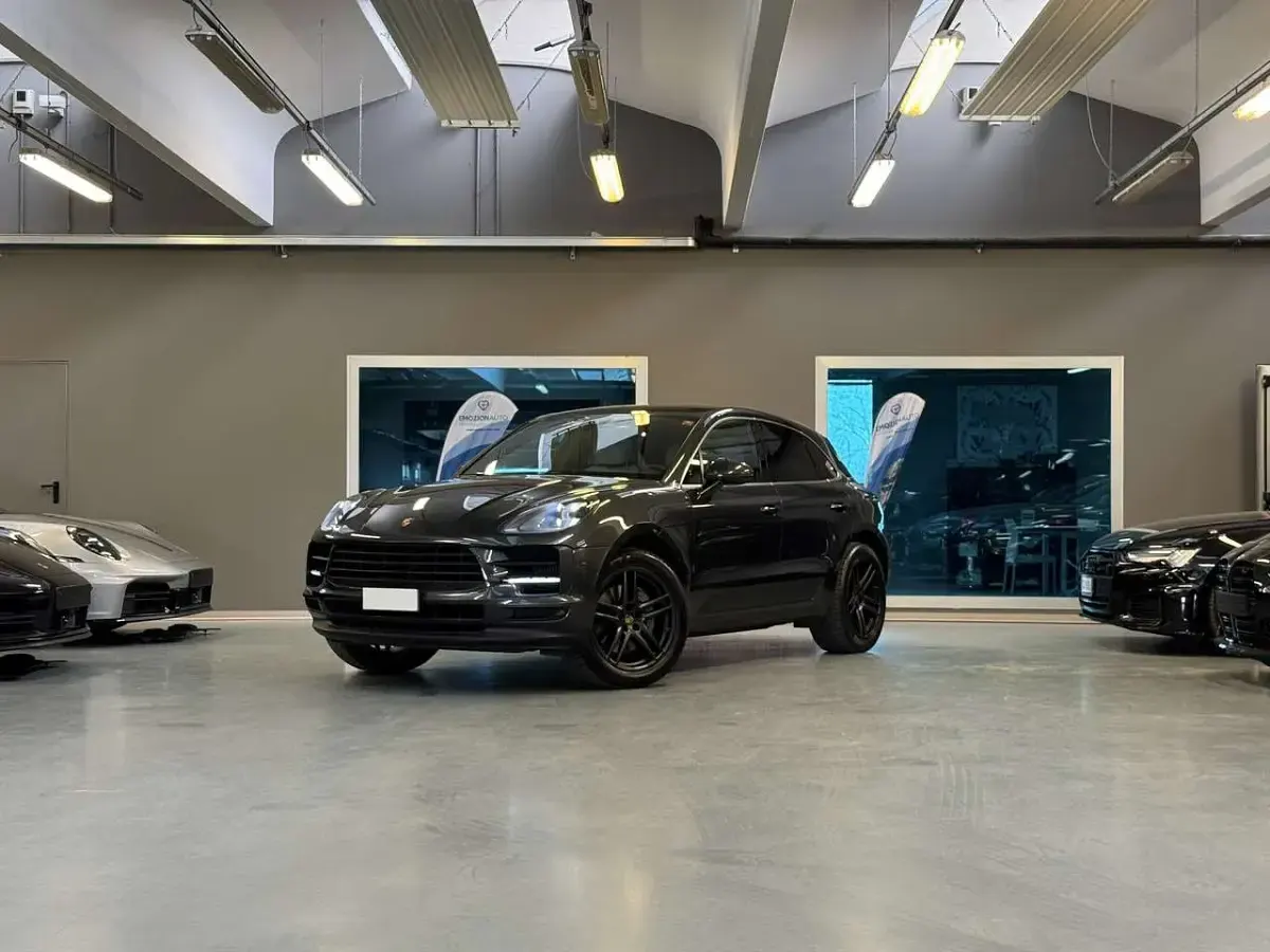 Gebraucht Porsche Macan 354 PS (260 kW) 2019 Grau SUV