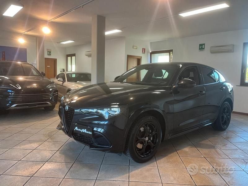 Usata Alfa Romeo Stelvio Veloce 210 CV (154 kW) 2024 Nero SUV