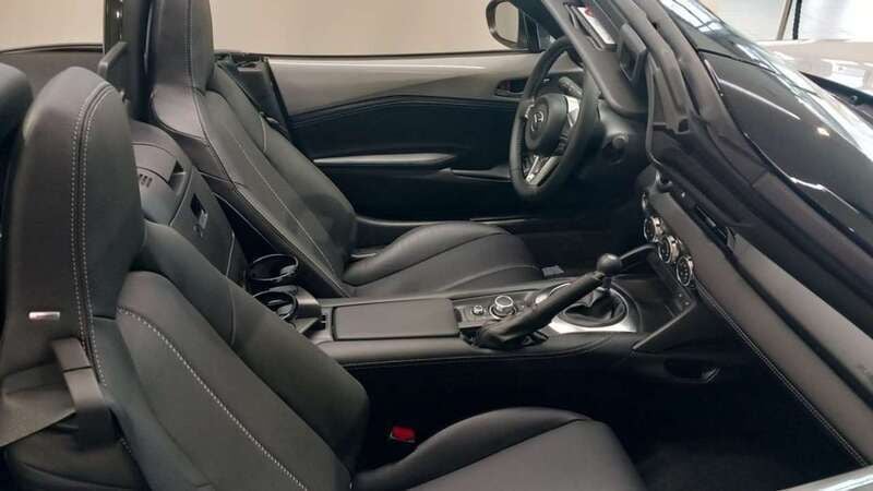 Nuova Mazda MX5 Exclusive-Line 132 CV (97 kW) 2025 Vari colori Cabrio