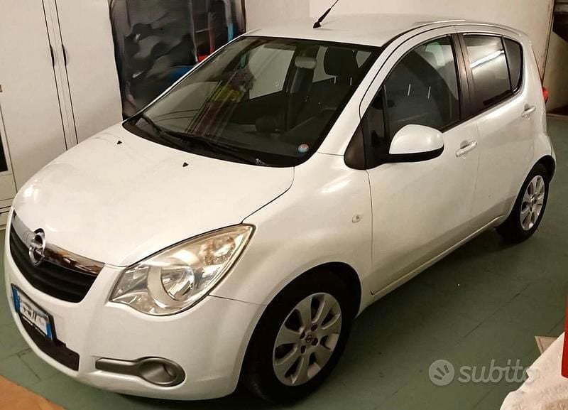 Usata Opel Agila Enjoy 86 CV (63 kW) 2009 Bianco Utilitaria