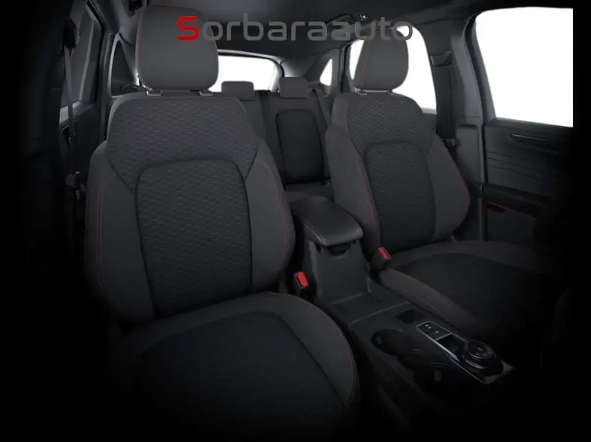 Usata Ford Kuga ST-Line 179 CV (131 kW) 2025 Nero SUV