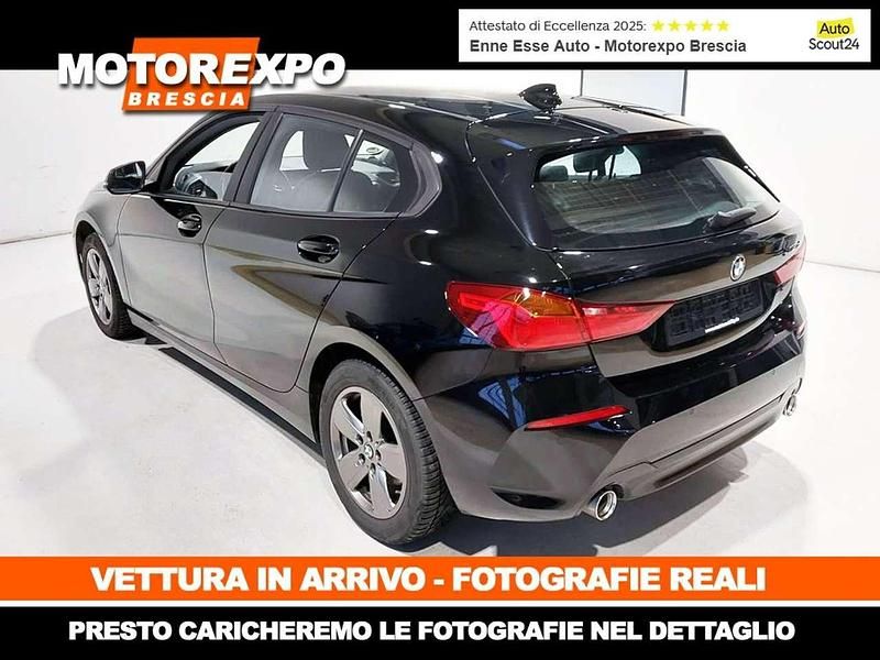 Usata BMW 118 Advantage 150 CV (110 kW) 2022 Nero Utilitaria
