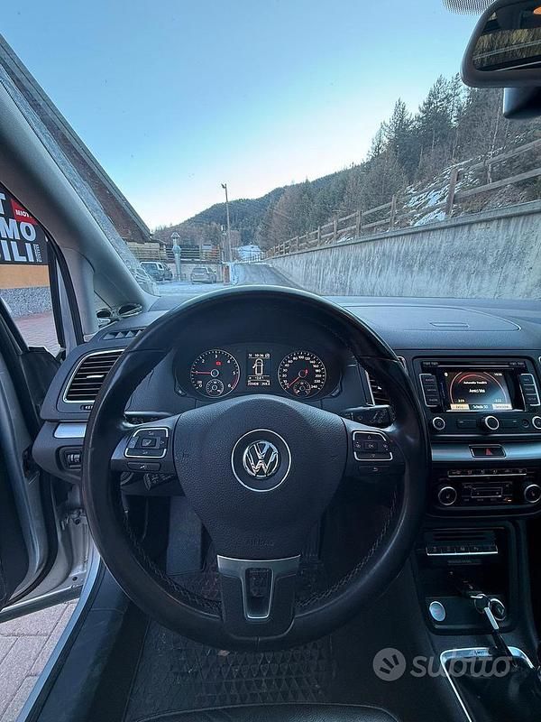 Usata VW Sharan Highline 140 CV (102 kW) 2011 Grigio Monovolume