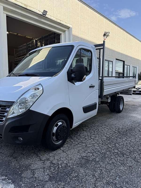 Usata Renault Master 145 CV (106 kW) 2019 Bianco Furgone