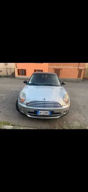 Usata Mini Cooper D Clubman 109 CV (80 kW) 2008 Argento Station wagon