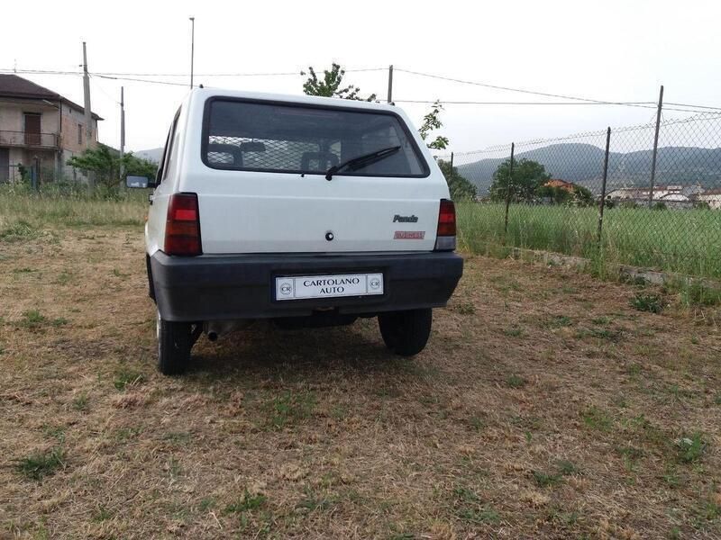 Bianco Usata 2003 Fiat Panda Business Due volumi | 2650 € (Ottimo prezzo) - Immagine 1/4