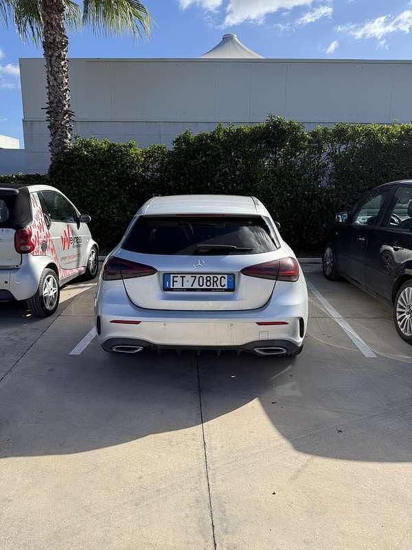 Usata Mercedes A180 Premium 116 CV (85 kW) 2019 Berlina