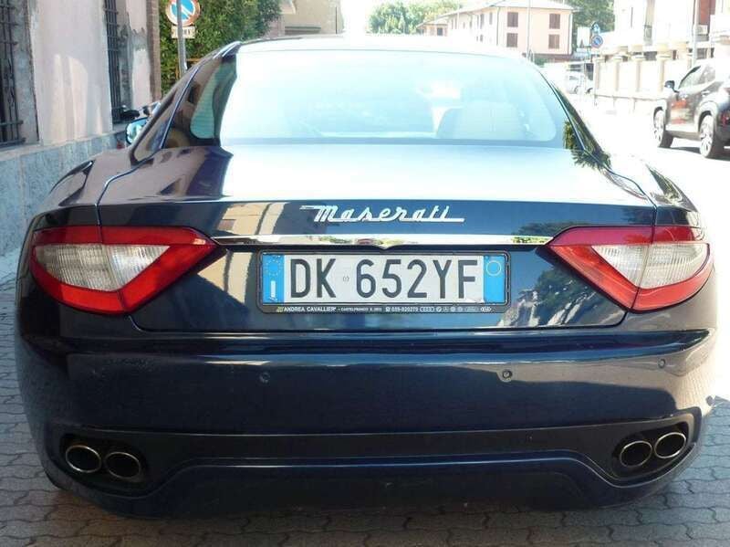 Begagnad Maserati Granturismo 405 HK (297 kW) 2007 Blå Sportkupé