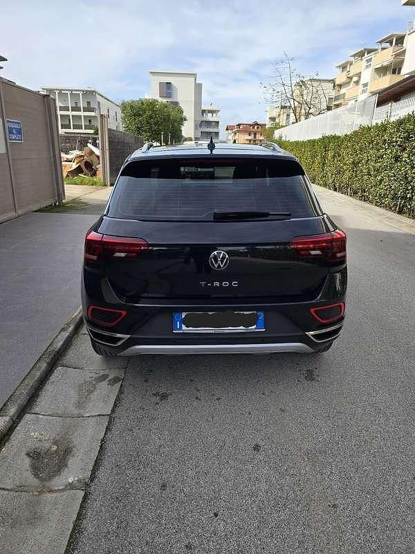 Usata VW T-Roc Style 110 CV (80 kW) 2022 Nero SUV