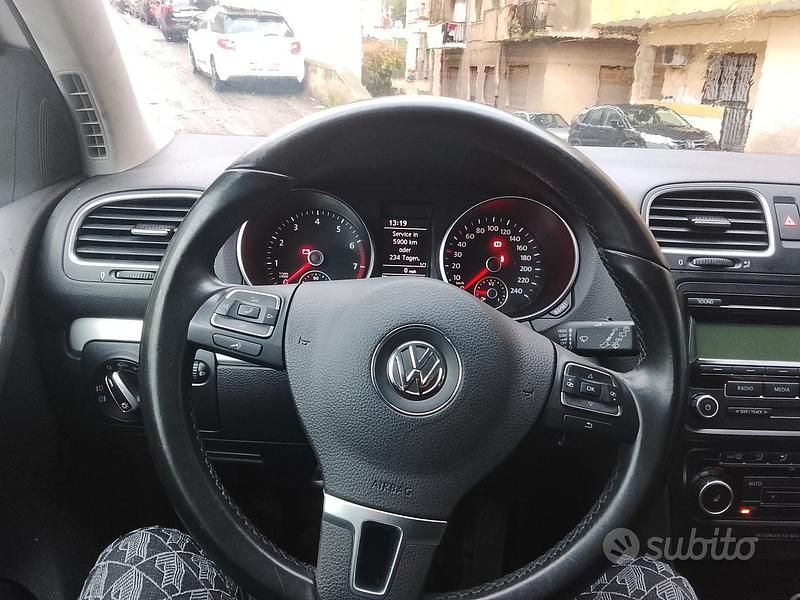 Usata VW Golf VI 122 CV (89 kW) 2011 Bianco Utilitaria