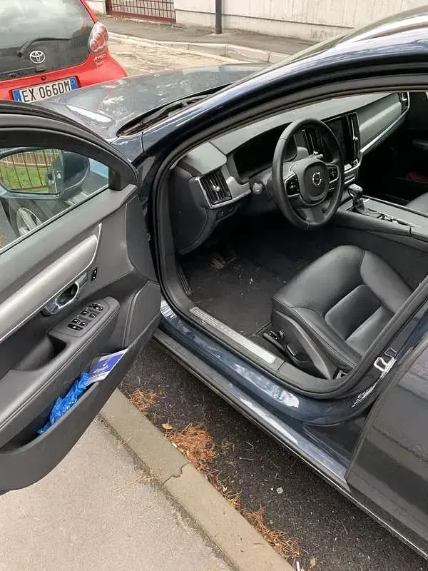 Usata Volvo V90 Momentum 190 CV (139 kW) 2018 Station wagon