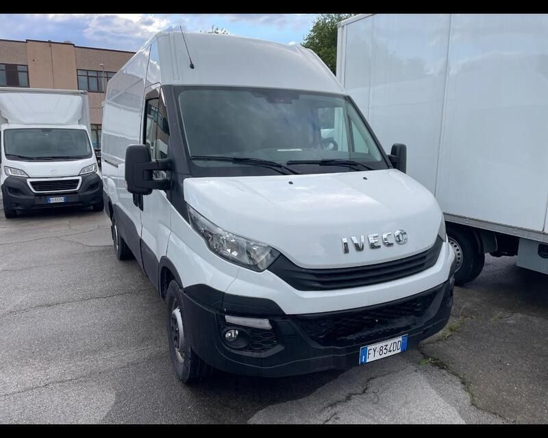 Usata Iveco Daily 156 CV (114 kW) 2019 Bianco