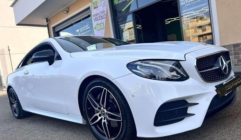 Usata Mercedes E220 Premium Plus 194 CV (142 kW) 2017 Bianco Coupé
