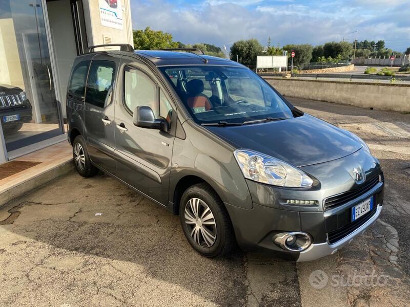Usato 2015 Peugeot Partner 1.6 Diesel 92 CV (10.900 €)