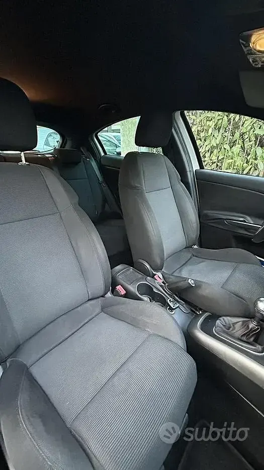 Usata Alfa Romeo Giulietta 120 CV (88 kW) 2013 Bianco Utilitaria