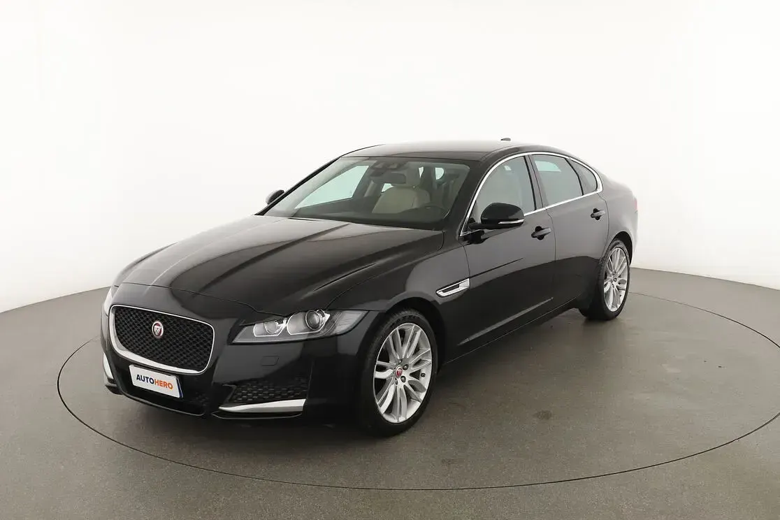 Occasion Jaguar XF Prestige 180 ch (132 kW) 2019 Berline
